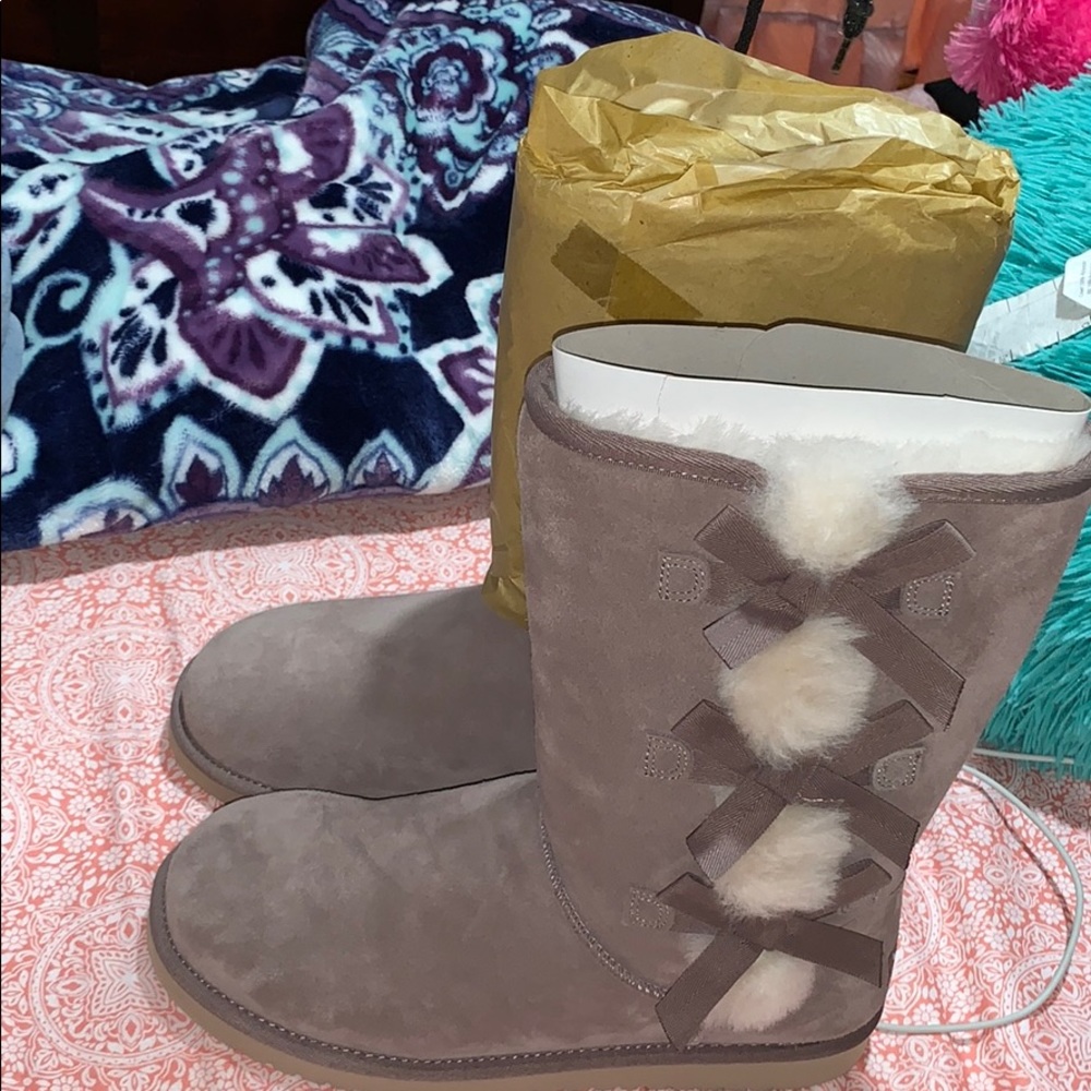 Victoria Tall Koolaburra by Ugg Boots 👢